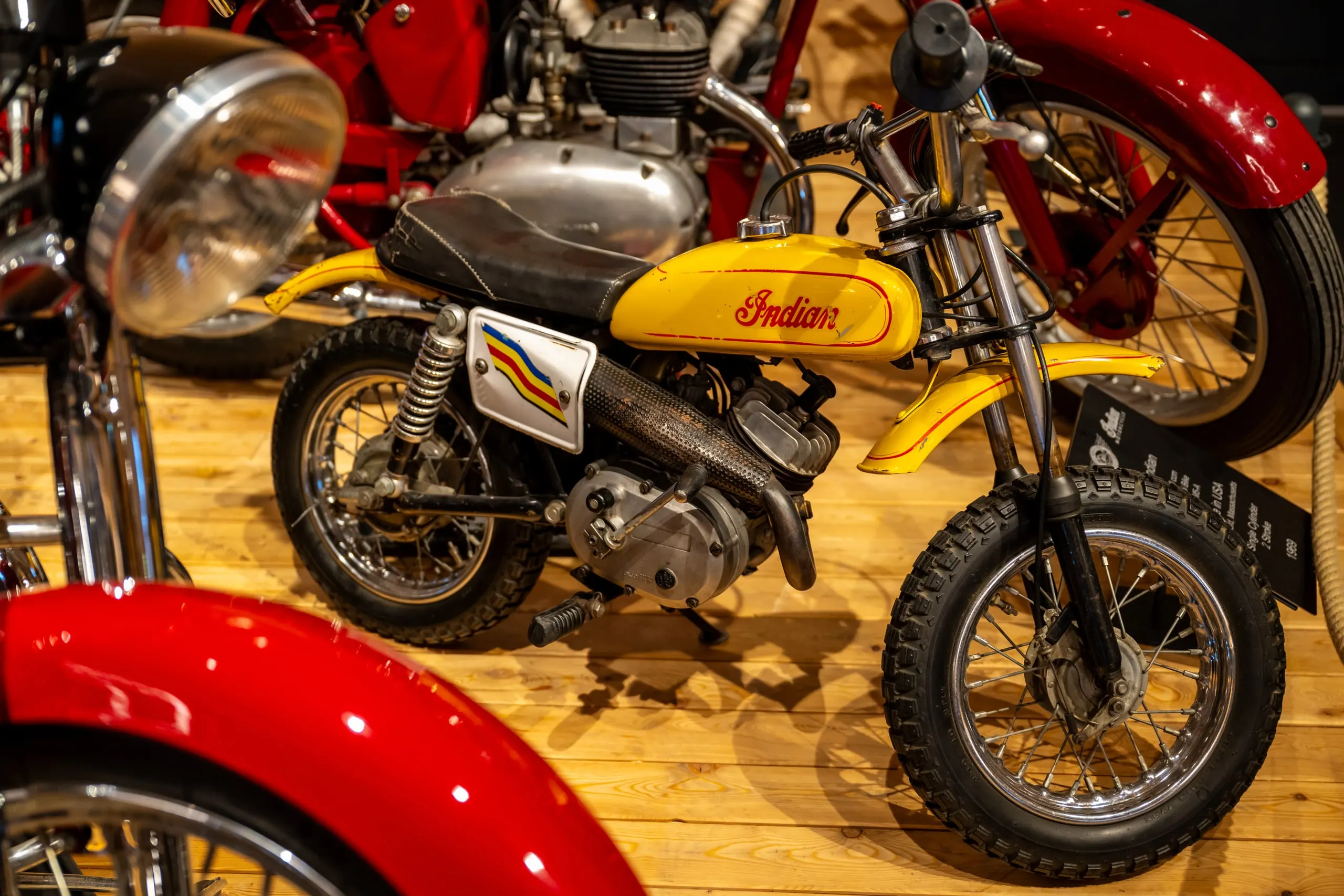 Historische Motorräder im Museum